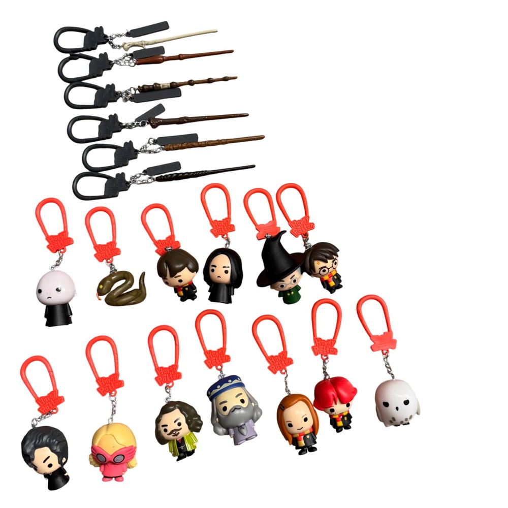 Harry‎ Potter Backpack Buddy Collectible Key Chain Figurines  & Wands Lot Of 19